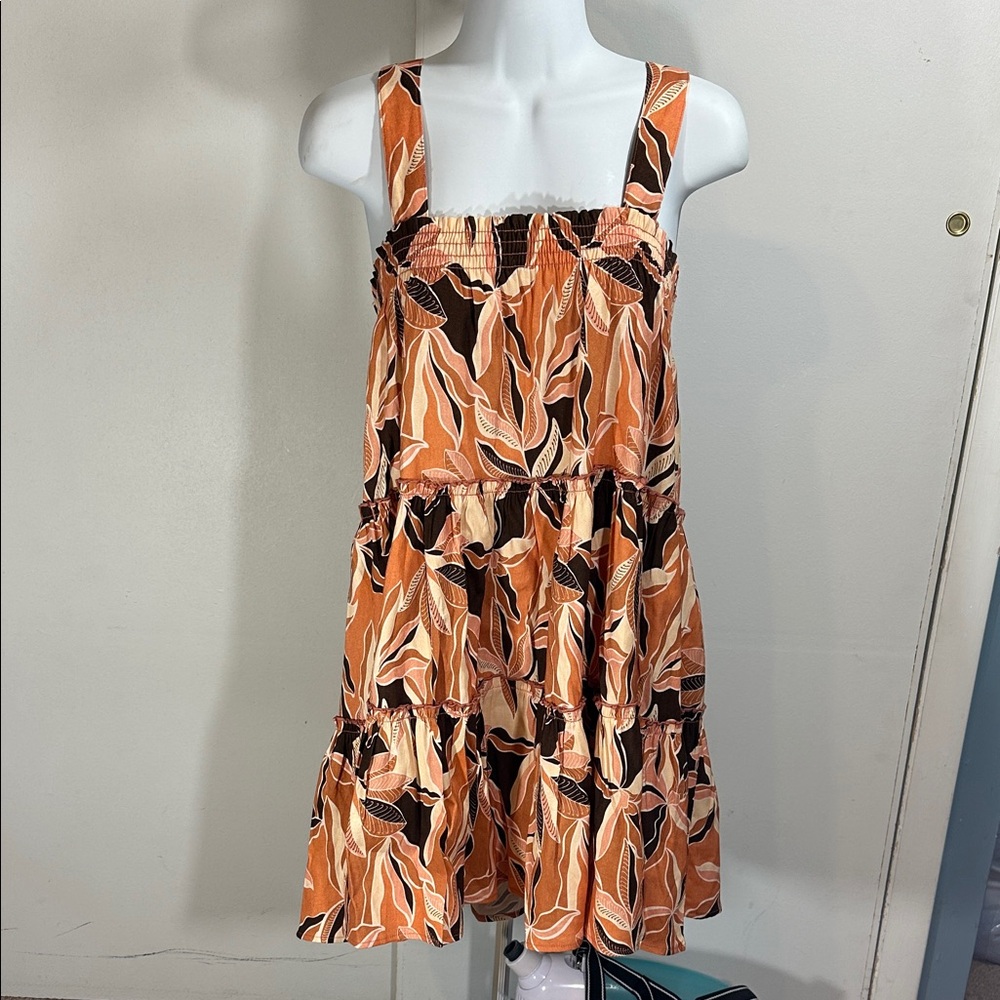 MEDIUM dress- SHORE BRAND NWT- Orange & Brown Patterned tiered sundress NEW